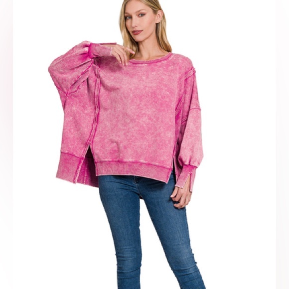 #50 CLOSEOUT FIRM 🌸New! Oversized Acid Wash Sweatshirt - Picture 3 of 3